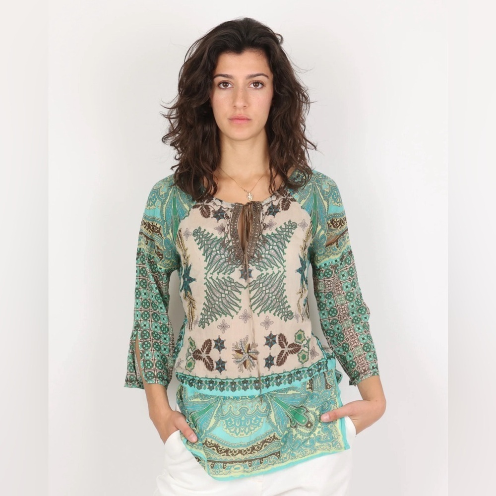 BCBG Maxazria Boho long sleeve lightweight Cotton/silk Top Blouse Size Medium